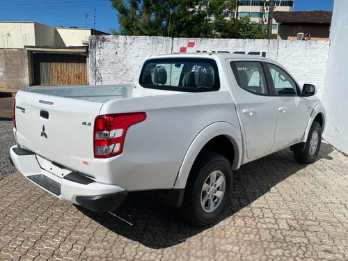 Mitsubishi L200 2.4 Triton Sport Gls Cab. Dupla 4x4 Aut. 4p