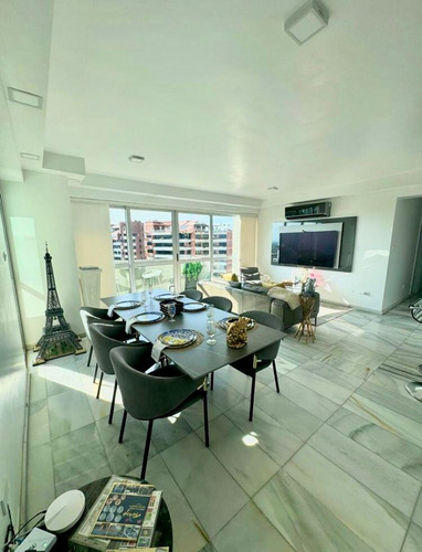 Inmobiliaria Mundo Inn Vende Exclusivo Apartamento En El Este De La Ciudad