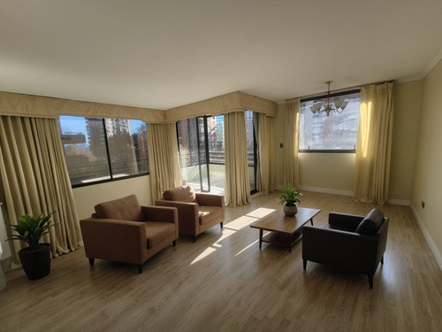Depto. En Arriendo 4d + 3b + 2e + 1b - Flor De Azucena / Los