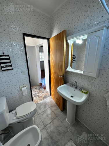 Ph En Venta 4 Ambientes Con Cochera Y Patio, Ramos Mejia Sur