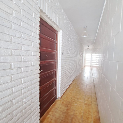 Venta Ph 2amb Con 2 Patios, Sin Expensas, Flores