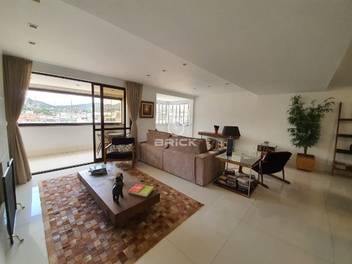 Imagem 5 de 30 de Apartamento Em Prédio Premiado No Livro Great Designers Of The World 2010 - Ap01429 - 68715121