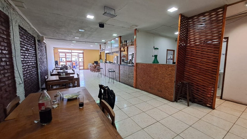 Local Comercial, Como Restaurante Con Patente Diurna