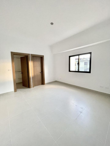 Apartamento En Alquiler 2 Habitaciones - El Millonel Millon