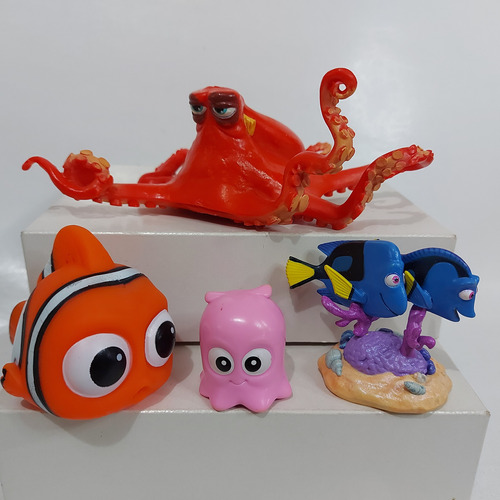 Lote Figuras Disney Buscando A Nemo Dory