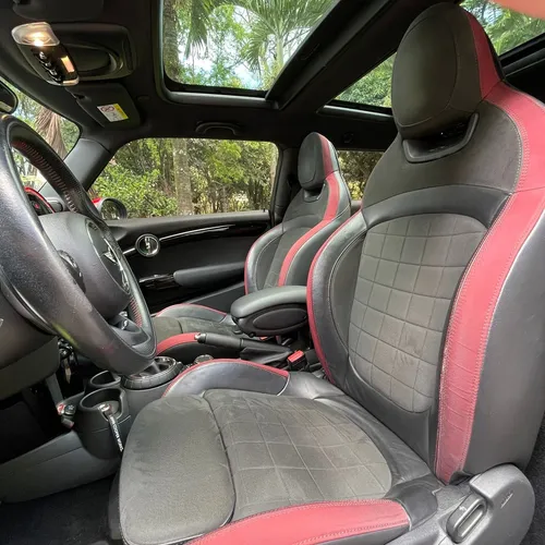 Mini John Cooper Works 2.0 TURBO AUTOMÁTICO