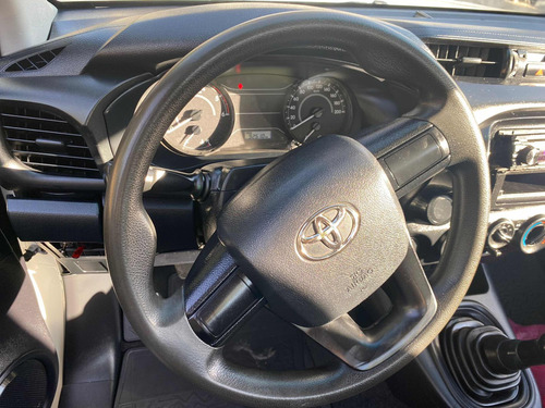 Toyota Hilux Pikc Up D/h A/a 2.7