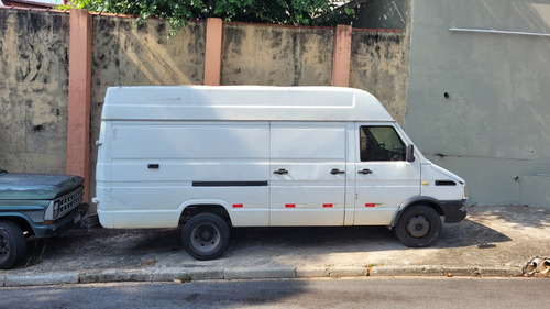 Iveco Daily Furgão 2.8 35.10 Rd 5P