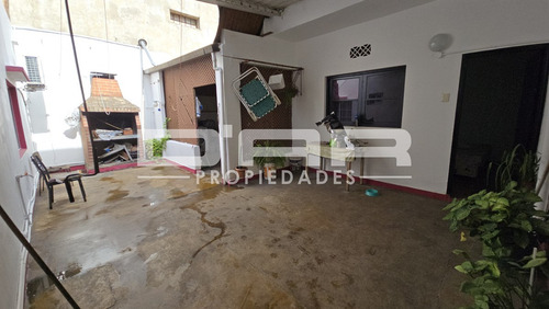 Oportunidad! Ph De 4 Ambientes Todo En Planta Baja Con Patio - ZuvirÃa 4600