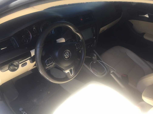Volkswagen Jetta 2012 2.0 Comfortline Flex 4p Automática