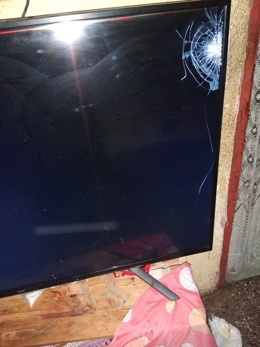 Imagen 2 de 4 de Smart Tv Kanji 55 4k Pantalla Partida Sin Control