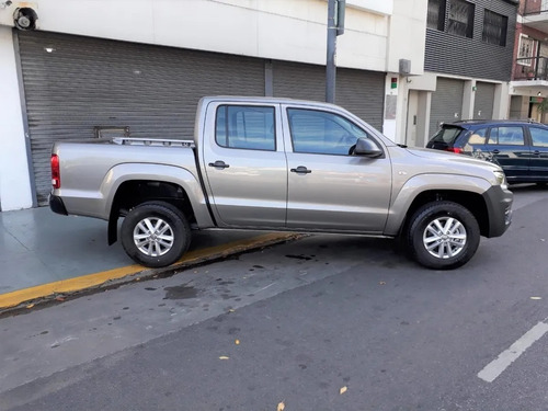 Imagen 2 de 16 de Volkswagen Amarok Trendline 4x2 0km 4 Financio Nuevo