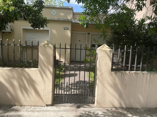 Venta Casa Multifamiliar A Reciclar