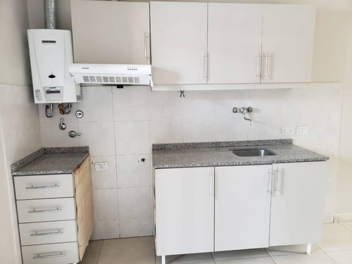 Imagen 3 de 12 de Se Vende Departamento En Zona Don Bosco