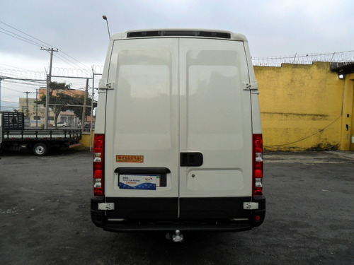 Imagem 7 de 11 de Iveco 35s14 Ano 2011 Furgão Longo Teto Alto