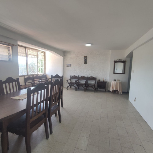 Imagen 3 de 17 de Avenida Bolivar, Apartamento En Venta