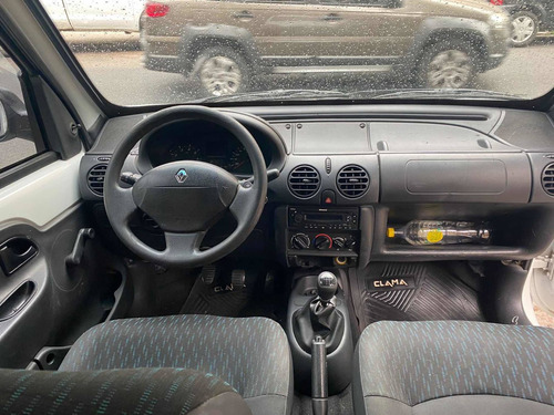 Imagen 12 de 16 de Renault Kangoo 2016 1.6 Furgon Ph3 Confort 5as Lc