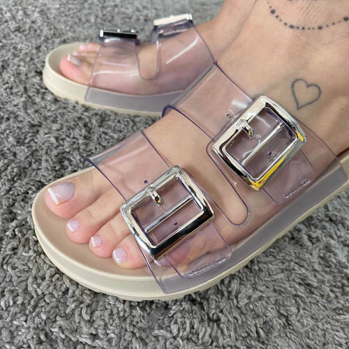Imagem 3 de 4 de Birken Rasteira Chinelo Flat Moleca Com Fivelas.