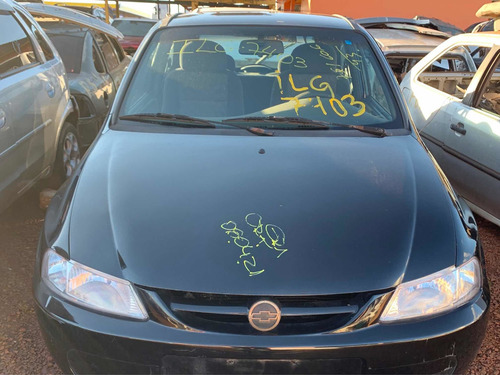 Imagem 5 de 8 de Sucata Para Venda De Peças Chevrolet Celta 2000 2001 A 2006