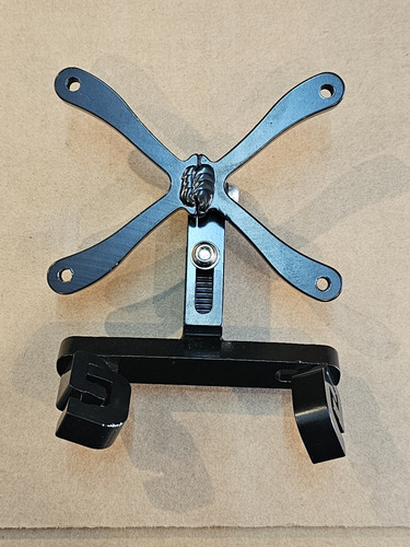 Imagen 3 de 5 de Porta Caramañola Doble Tria Mtb Ruta Bajo Asiento. Aluminio