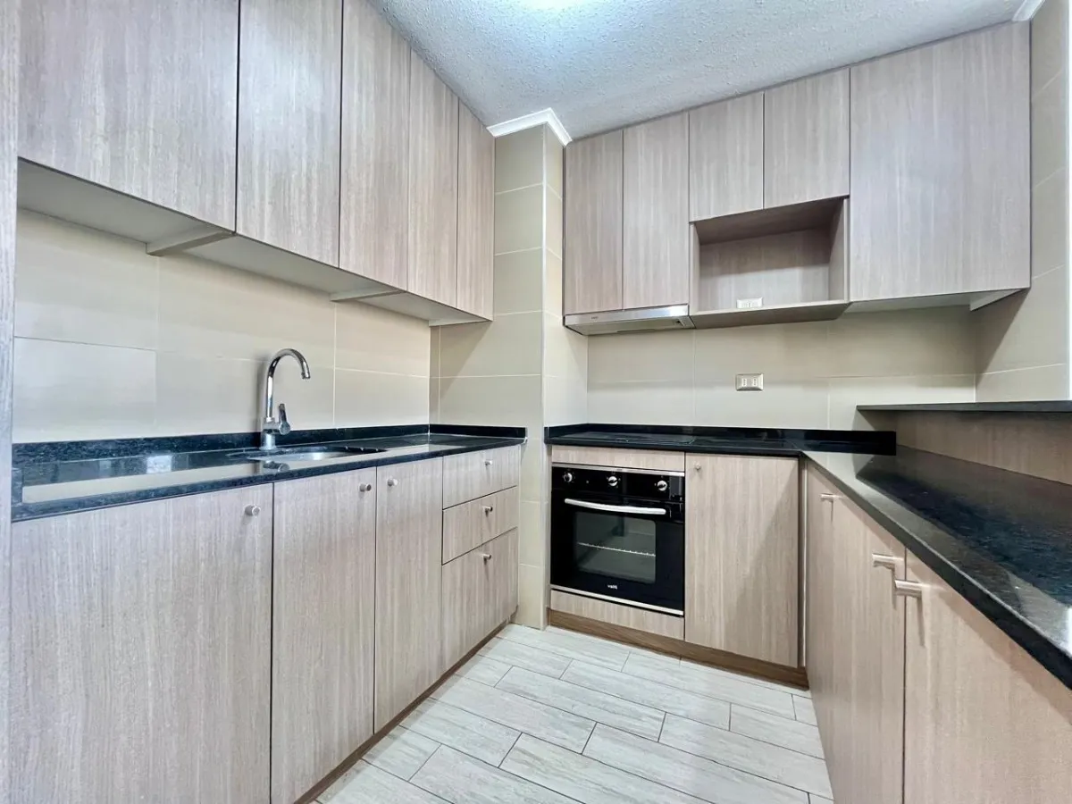 Imagen 3 de 17 de Departamento En Arriendo De 2d I 2b I 1e A Pasos Del Metro