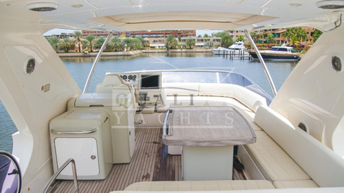 Imagen 3 de 12 de Yate Azimut 64 Barco