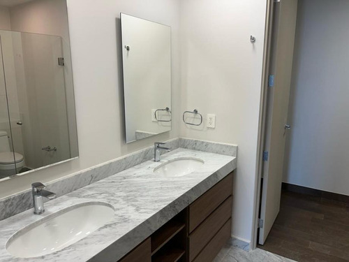 Departamento En Venta En Colonia Valle Del Campestre, San Pedro Garza García, Nuevo León
