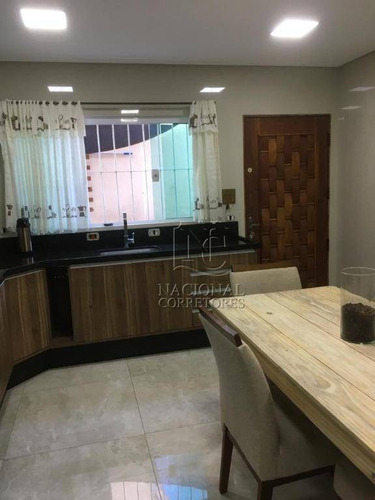 Imagem 15 de 30 de Sobrado Com 3 Dormitórios À Venda, 240 M² Por R$ 742.000,00 - Vila Camilópolis - Santo André/sp - So4126