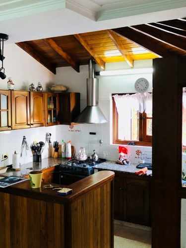 Imagen 7 de 13 de Chalet En Venta En Burzaco Este