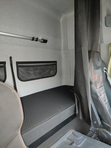 Imagen 16 de 19 de Mercedes Benz Atego