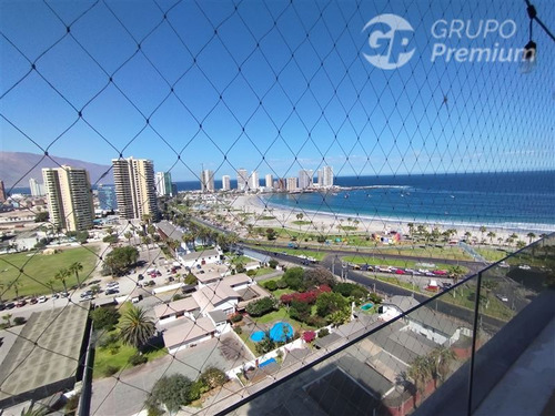 Departamento En Venta De 3 Dorm.2b Avenida Diego Portales