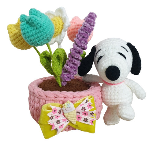 Cesta Ramo De Flores Eternas + Snoopy Amigurumi, 15cm