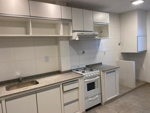 Imagen 2 de 9 de Departamento 2 Dormitorios En Venta En Barrio Norte , Monteagudo Al 200.