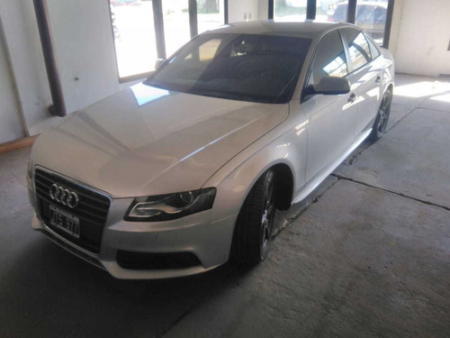 Audi A4 2011 2.0 Attraction Tfsi 211cv Multitronic