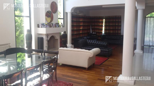 Casa En Venta - Barrio Santa María De Los Olivos