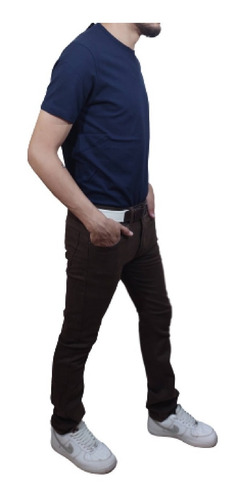 Imagen 6 de 6 de Pantalón Hombre Gabardina Elastizada Marrón Chocolate