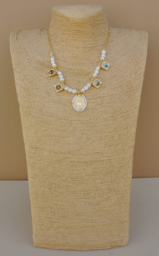Imagen 1 de 1 de Collar Escapularios Y Medalla Sagrado Corazon Con Perla