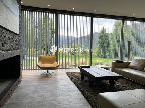 Casa En Alquiler Temporada Invierno, En Barrio Arelauquen, Bariloche,