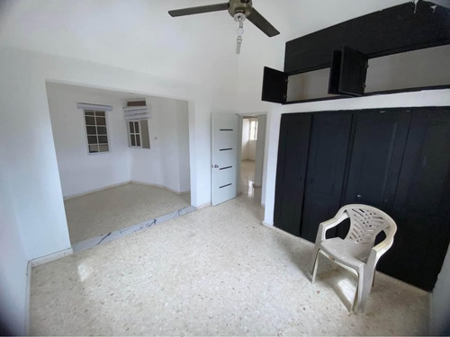 Apartamento En Venta 3er Piso Super Amplio Disponible En Alma Rosa Ii, Santo Domingo Este