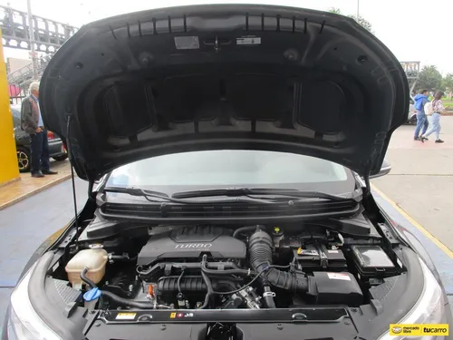 Kia Stonic Zenith Hybrid 4x2 1000cc Mt Aa