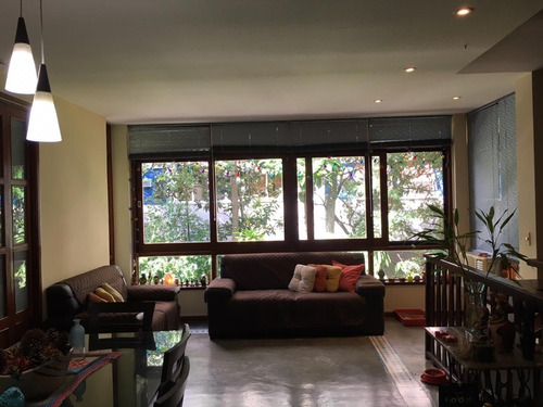 Casa À Venda, 3 Quartos, 3 Suítes, 1 Vaga, Humaitá - Rio De Janeiro/rj - 1107