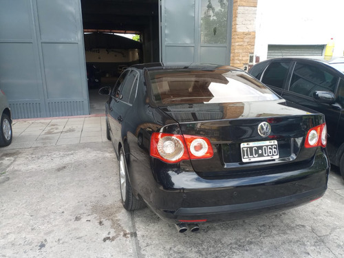Volkswagen Vento 2.5 Luxury 170cv