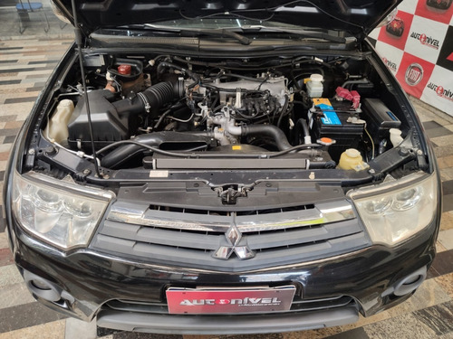 Imagem 8 de 13 de Mitsubishi L200 3.5 Triton Hpe Flex Cab. Dupla 4x4 Aut. 4p