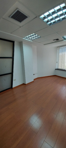 Imagen 4 de 9 de Venta Oficina En Bello Campo