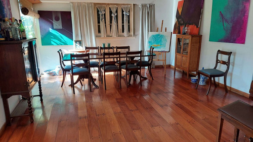 Venta- Casa Enorme Con Jardín Y Pileta, Hurlingham