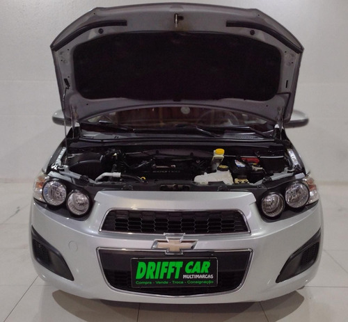 Imagem 12 de 12 de Chevrolet Sonic Hb Lt 1.6 16v 2014 Completo