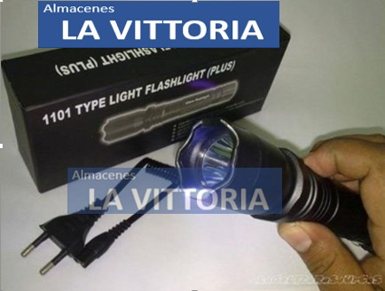 Imagen 2 de 4 de Tolete Linterna Led Tactico Con Descarga Y Choque Electrico