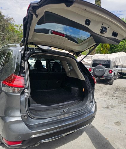 Nissan X-Trail 2.0 Exclusiv 2 Row Hybrid