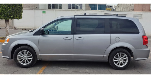 Dodge Grand Caravan SXT