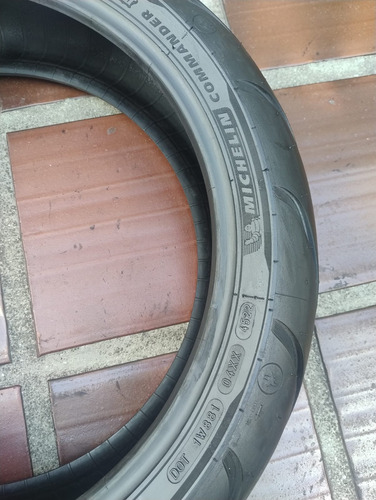 Pneu De Moto. Pneu Traseiro 180/55 B18 Michelin Commander Or (Usado)